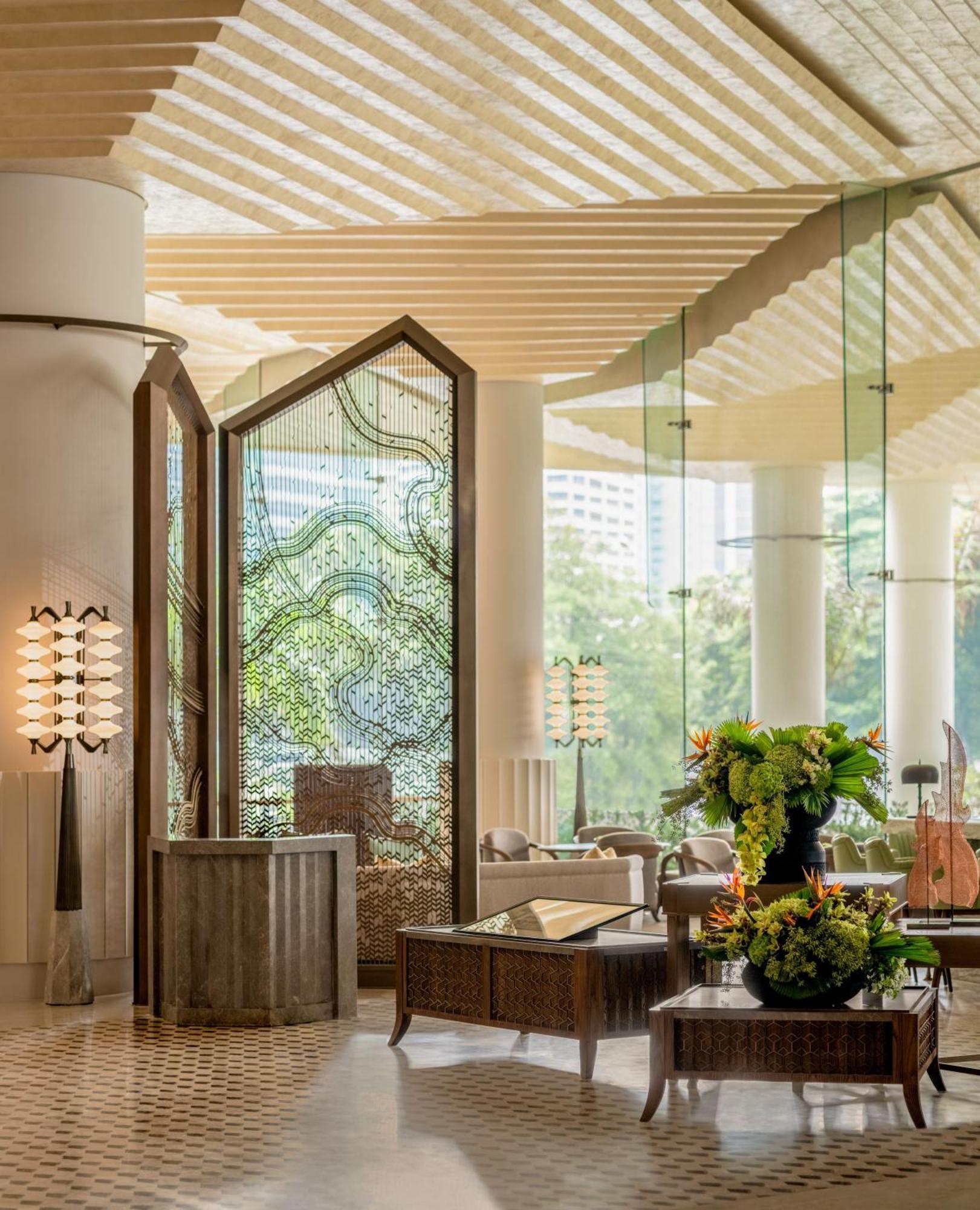 Dusit Thani Банкок Екстериор снимка