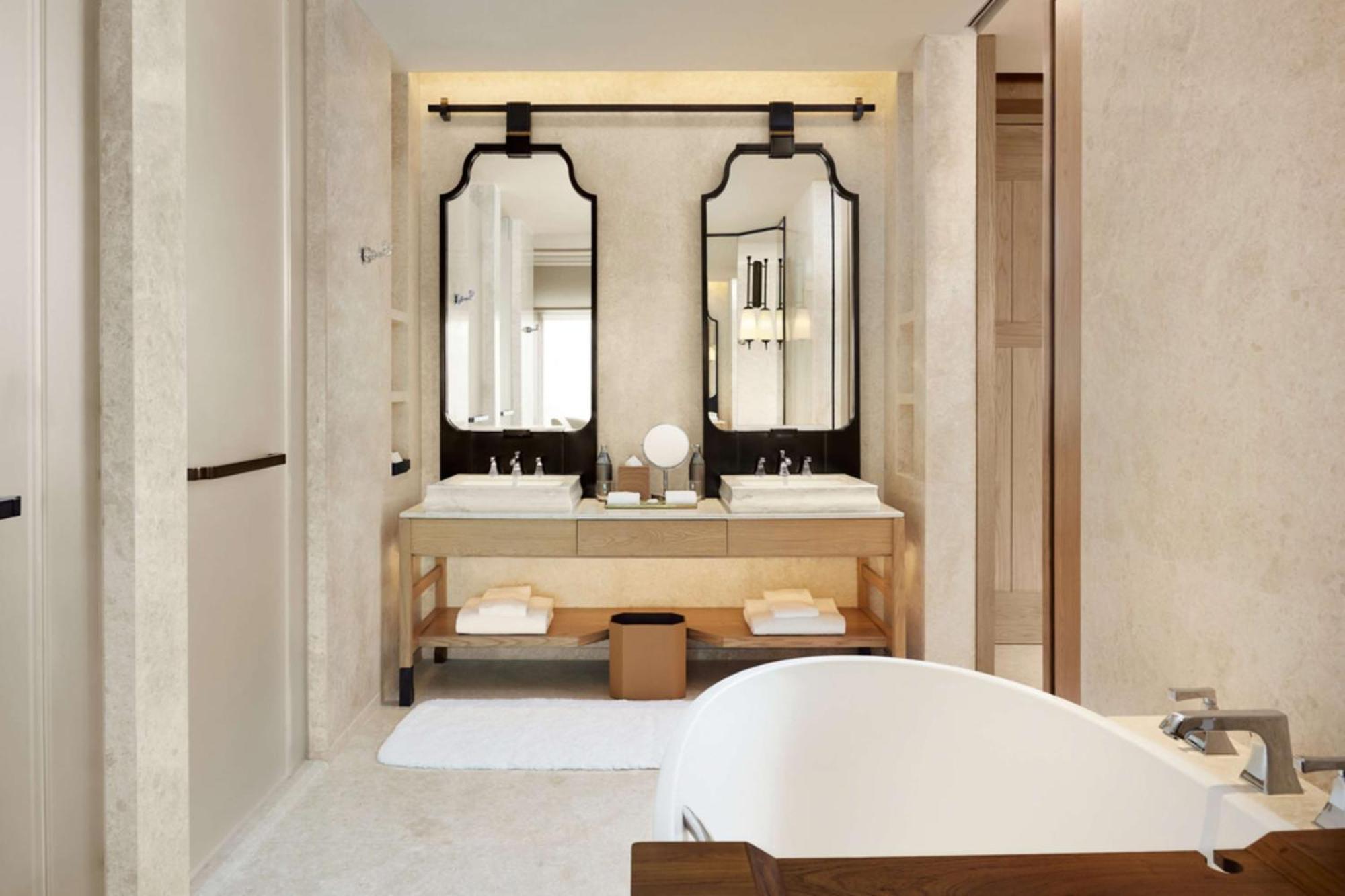 Dusit Thani Банкок Екстериор снимка