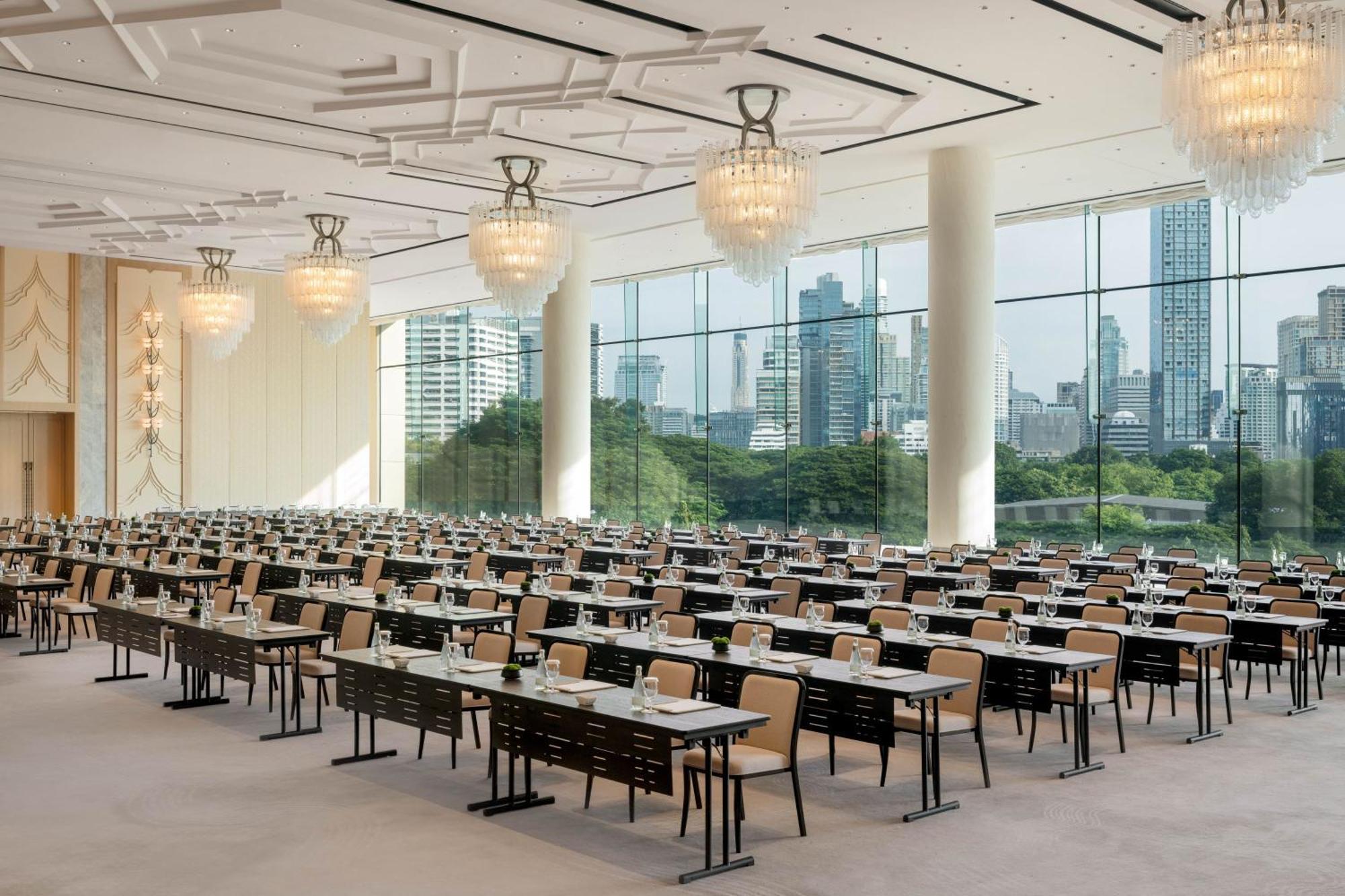 Dusit Thani Банкок Екстериор снимка