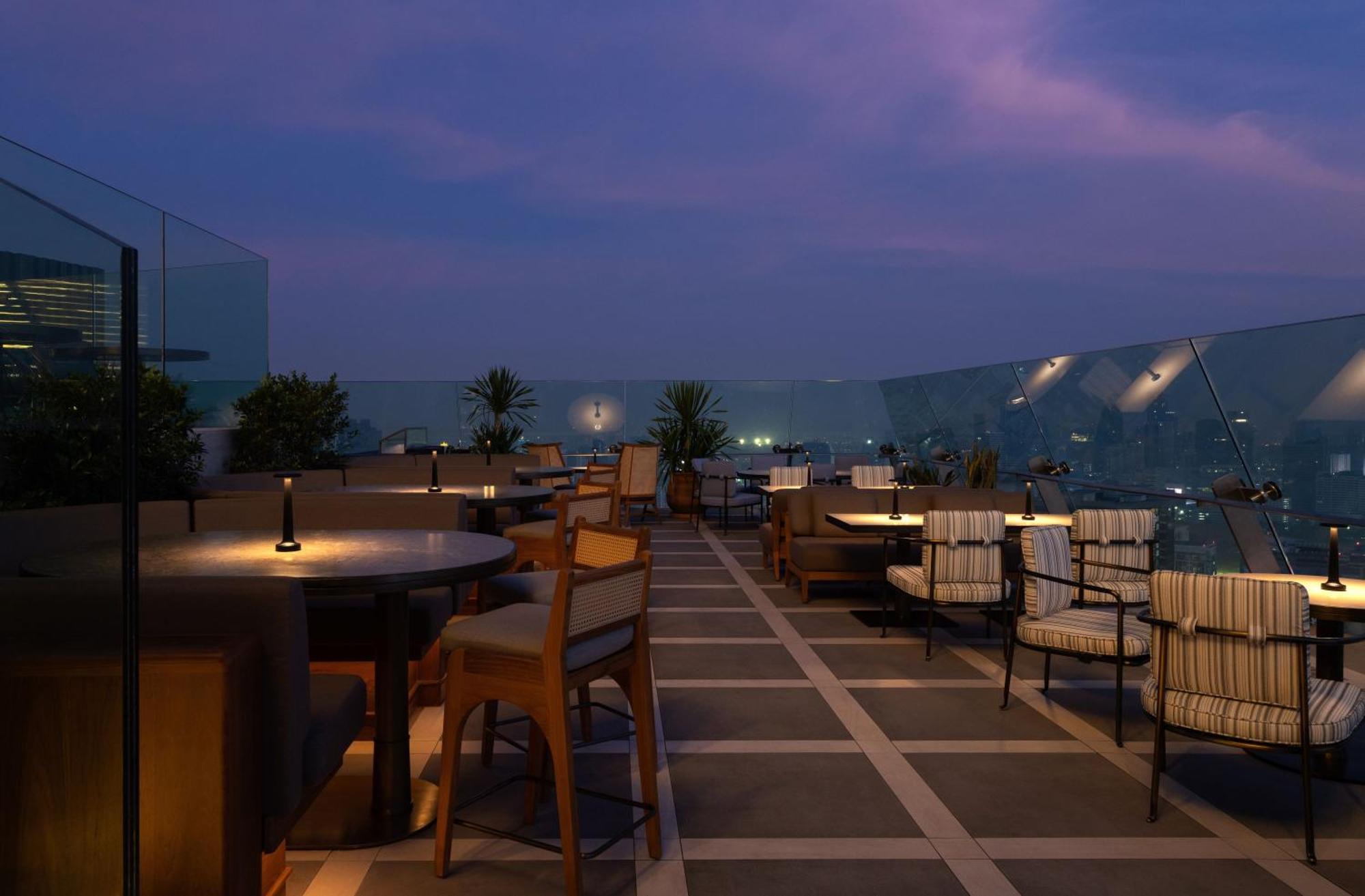 Dusit Thani Банкок Екстериор снимка